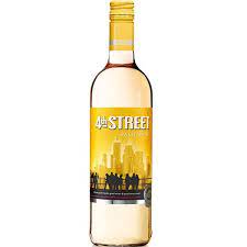 4Th Street Sweet  White 750ml
